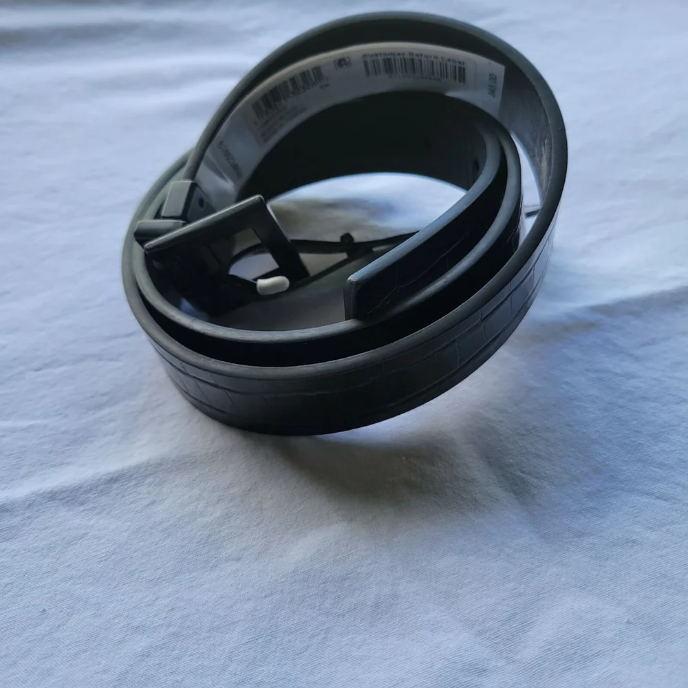 INC Reversible Faux-Leather Belt. Size 38-40 Men's New With Tags.
